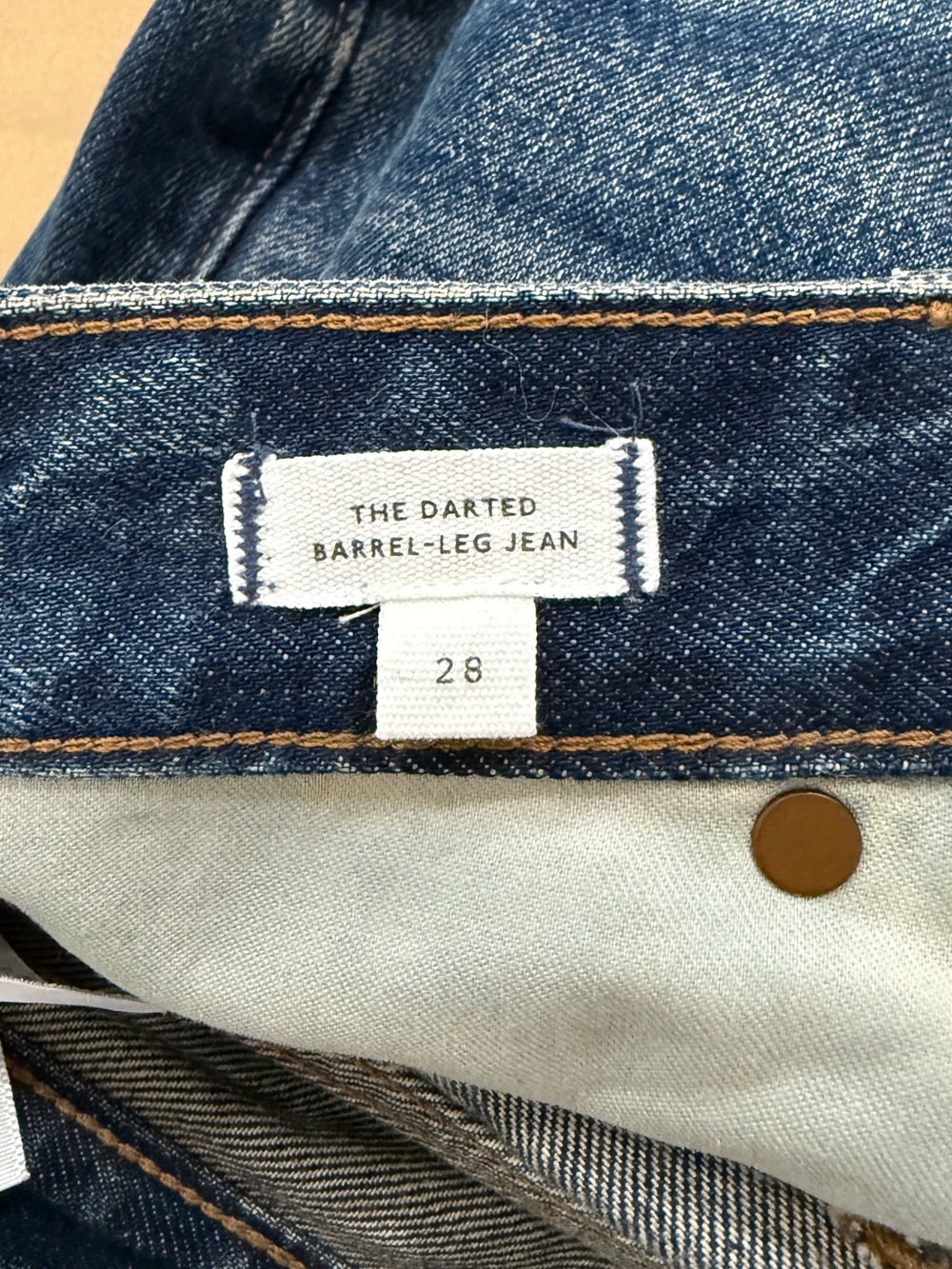 NEW Madewell Darted Barrel Jean Size 28R - Picture 4 of 6